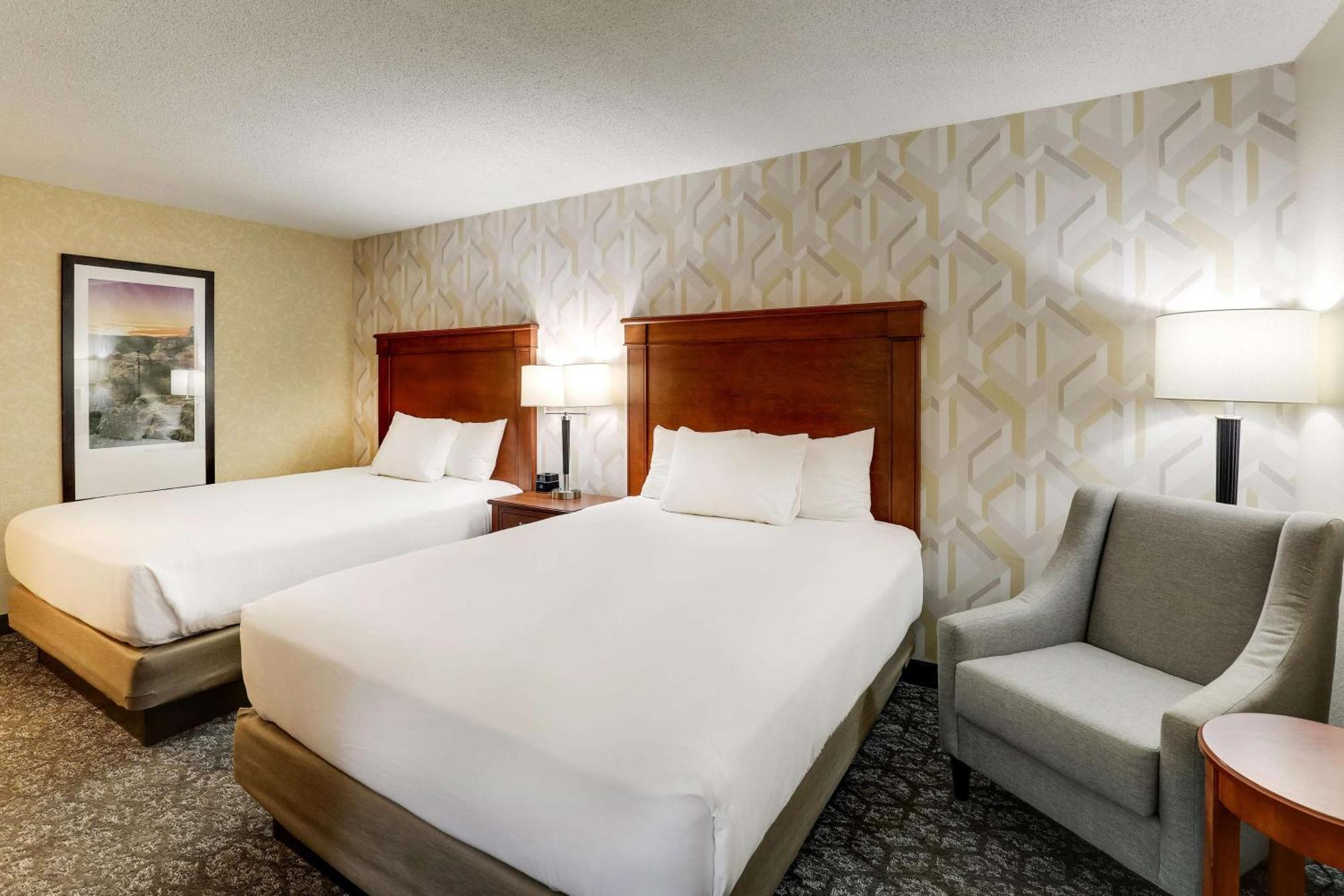 Drury Inn & Suites ماريون المظهر الخارجي الصورة