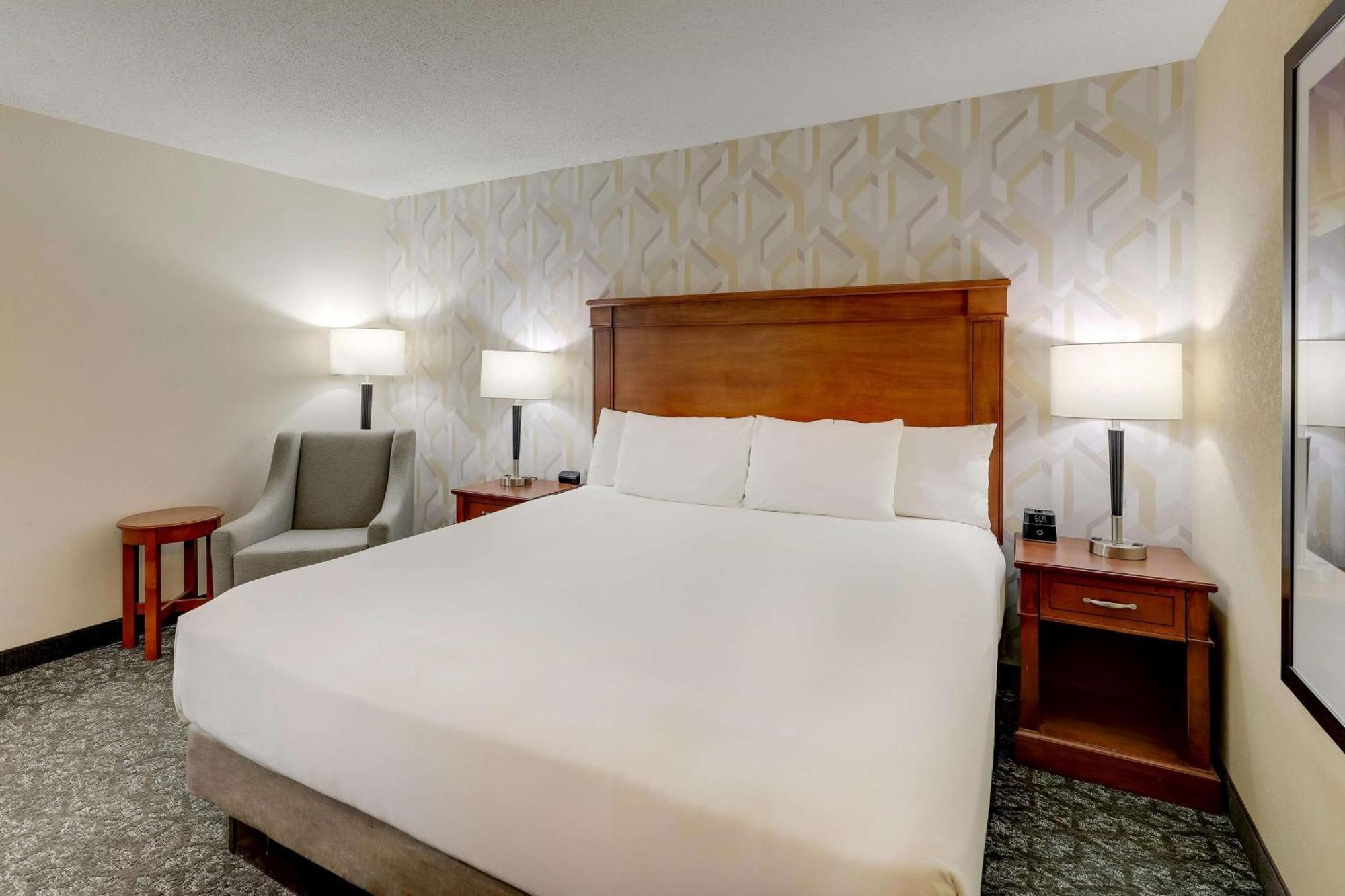 Drury Inn & Suites ماريون المظهر الخارجي الصورة